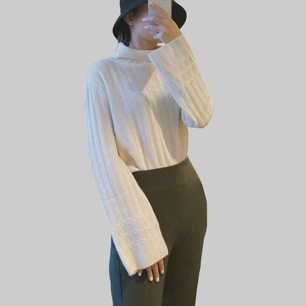 High-neck cashmere sweater ivory